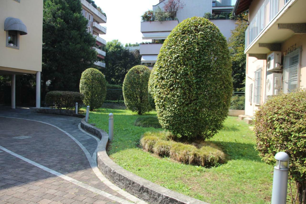 Parco Di Monza Apartment Екстер'єр фото
